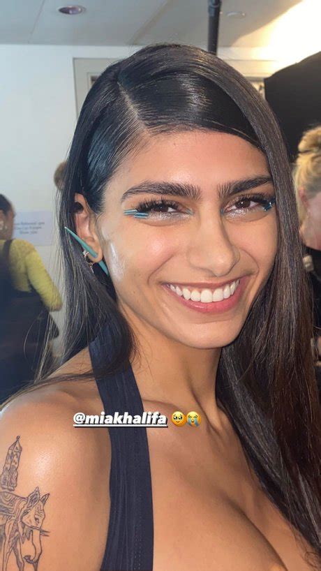 mia khalifa nude picture|Mia Khalifa Pics, Photo Galleries & Nude Pictures 